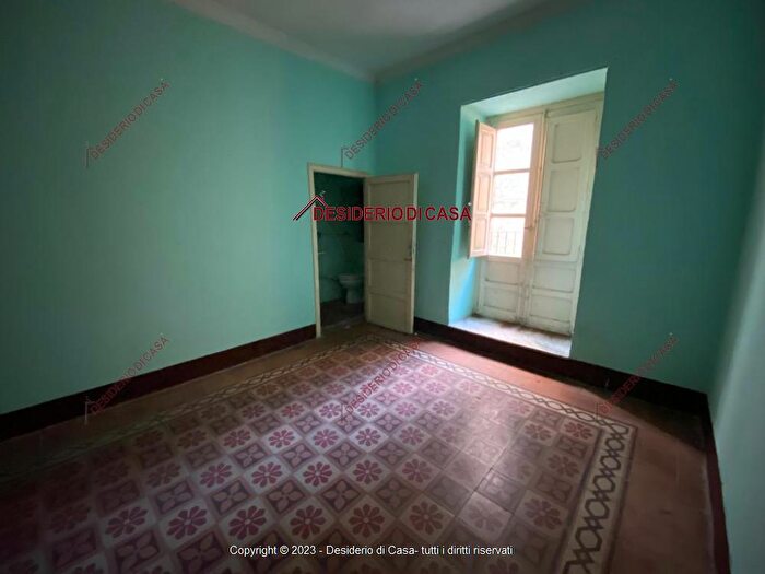 Casa quadrilocale in vendita in Termini Imerese