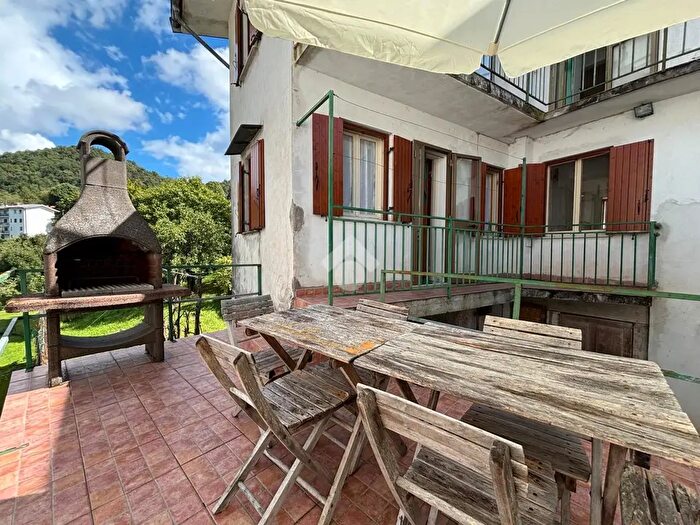 Casa quadrilocale in vendita in Borgo Bocon, Magnano In Riviera