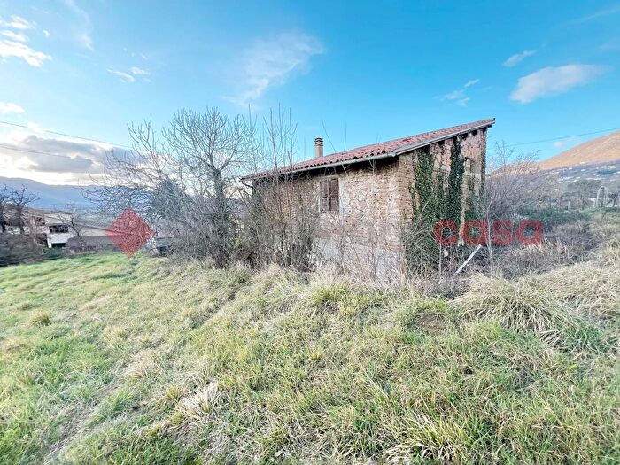 Casa con 5 locali in vendita in Villa Falilò Snc, Poggio Bustone