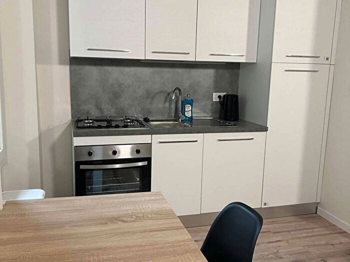 Appartamento in affitto in Via Marco Aurelio, Rovereto, Milano