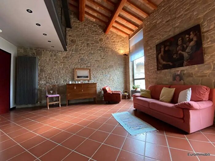 Casa con 7 locali in vendita in Via Aguarata, Traversetolo