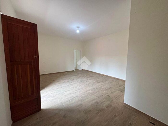 Appartamento bilocale in affitto in Via delle Viole, Aversa