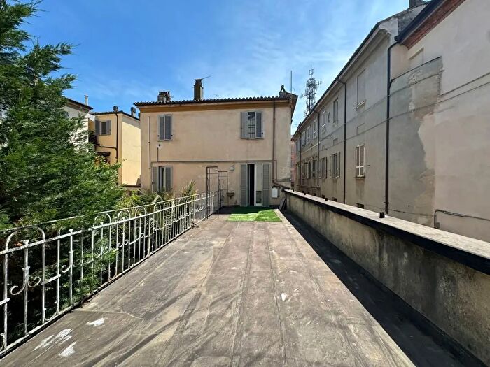 Appartamento bilocale in vendita in Piacenza