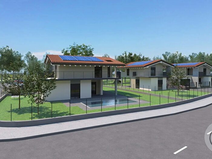 Case in Vendita e in Affitto - 2