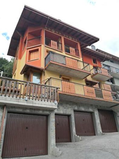 Appartamento trilocale in vendita in Vione