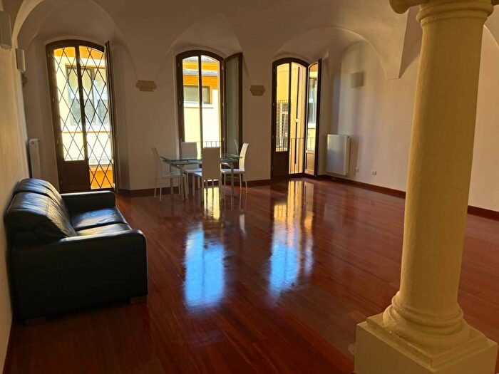 Appartamento quadrilocale in affitto in Via Nazario Sauro, Centro Storico, Bologna