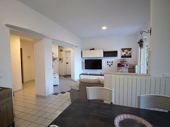 Appartamento quadrilocale in affitto in Via Manfredi snc, Centro, Manduria