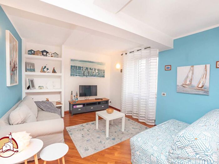 Appartamento bilocale in affitto in Vico Sinope, Pegli, Genova