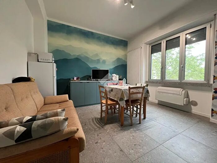 Appartamento bilocale in affitto in Via Trento, Carugate