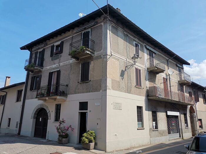 Appartamento in vendita in Bardello Bardello con Malgesso E Bregano Varese Lombardia Italia, Bardello con Malgesso e Bregano