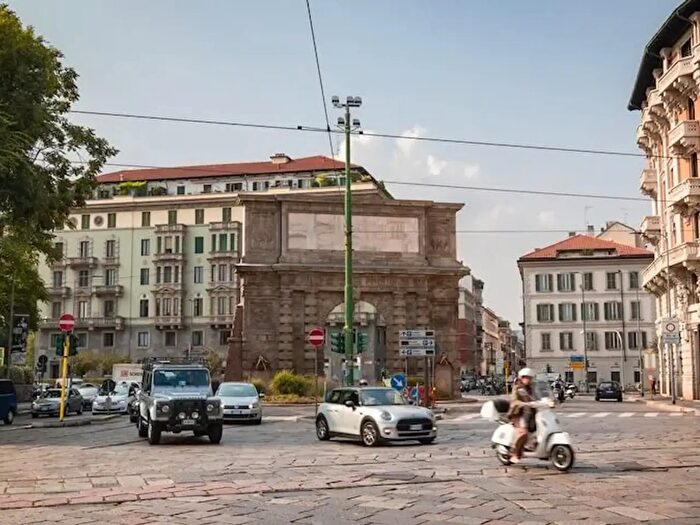 Appartamento monolocale in affitto in Via Pietro Colletta, Milano