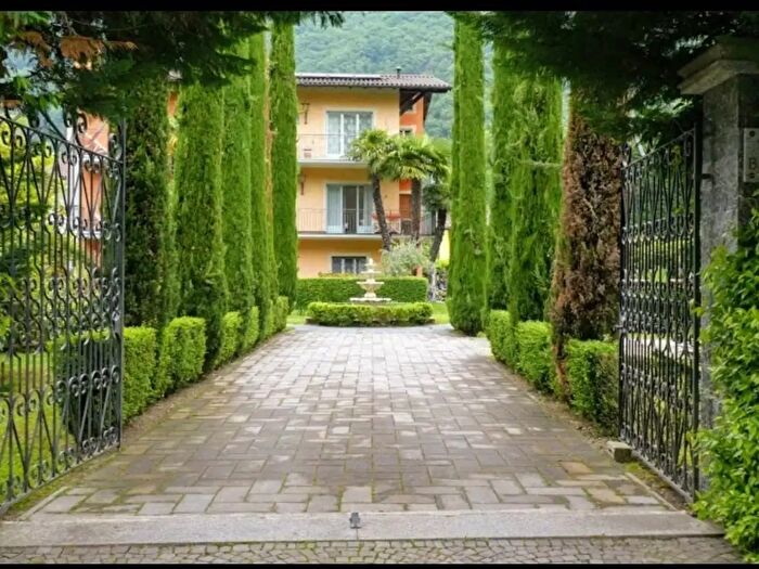 Appartamento trilocale in vendita in Via Giustino Allioli, Cannobio