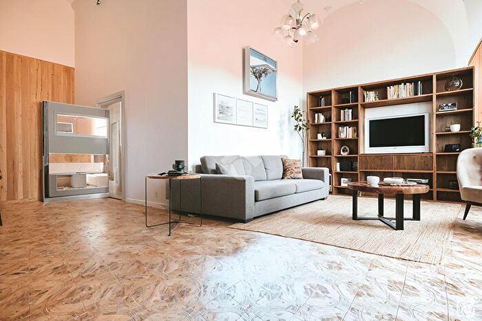 Casa quadrilocale in vendita in Via Pietro Rasea, Manduria