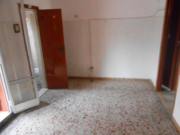 Appartamento bilocale in vendita in Via degli Artigiani, Jesi