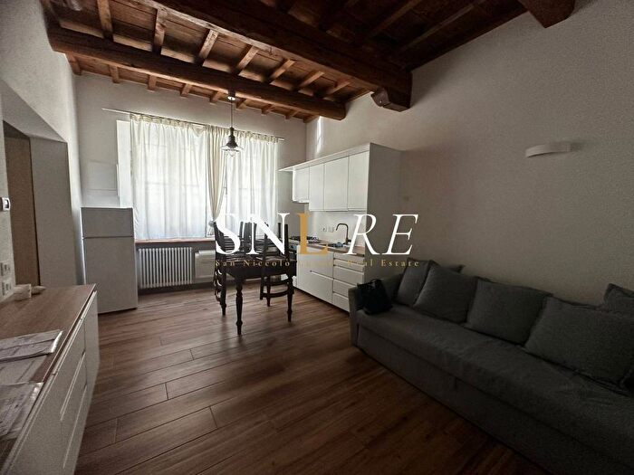 Appartamento trilocale in affitto in Via dei Macci, Sant'Ambrogio, Firenze