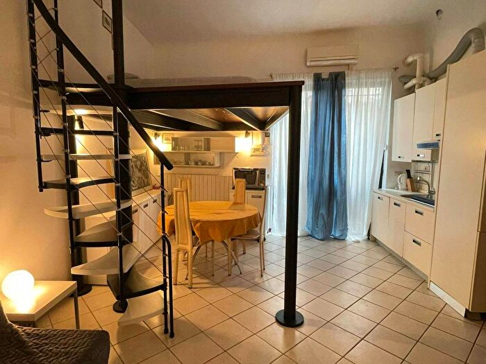 Appartamento monolocale in affitto in Via Giulio e Corrado Venini, Pasteur, Milano