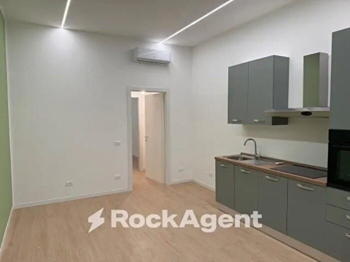 Appartamento bilocale in affitto in Via Giuseppe Candiani, Milano