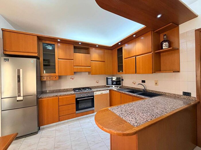 Casa con 6 locali in affitto in San Francesco, Vicenza