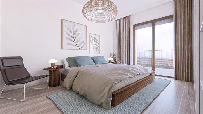 Appartamento trilocale in vendita in Viale Francesco Caltagirone, Roma