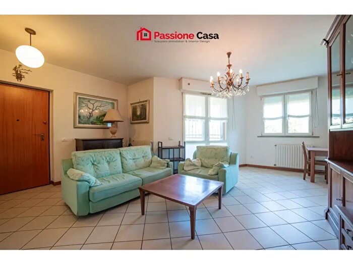 Appartamento trilocale in vendita in Parma