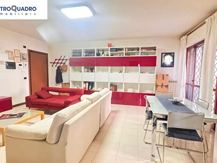 Appartamento trilocale in vendita in Via Generale Giuseppe Valle, Roma