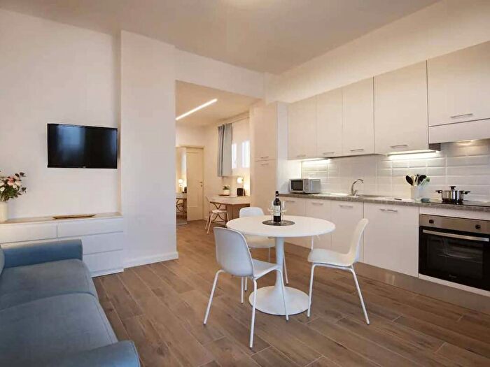 Appartamento monolocale in affitto in Via Friuli, Porta Romana Medaglie d'Oro, Milano