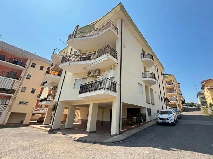 Appartamento quadrilocale in vendita in Via Madre Teresa, CoriglianoRossano