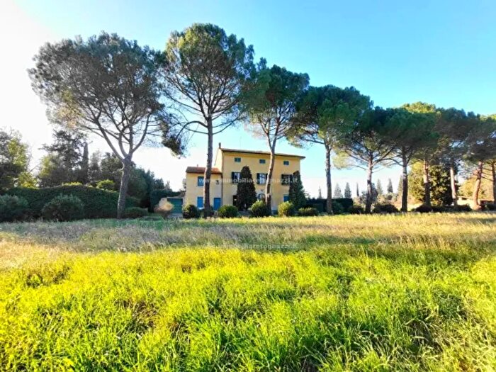 Casa con 6 locali in vendita in Zona Campagna, Empoli