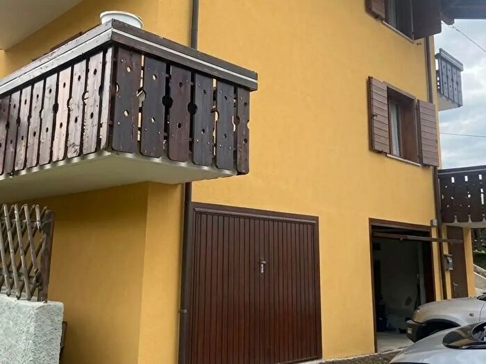 Appartamento trilocale in vendita in Via Wasaaerkuppe, Gallio