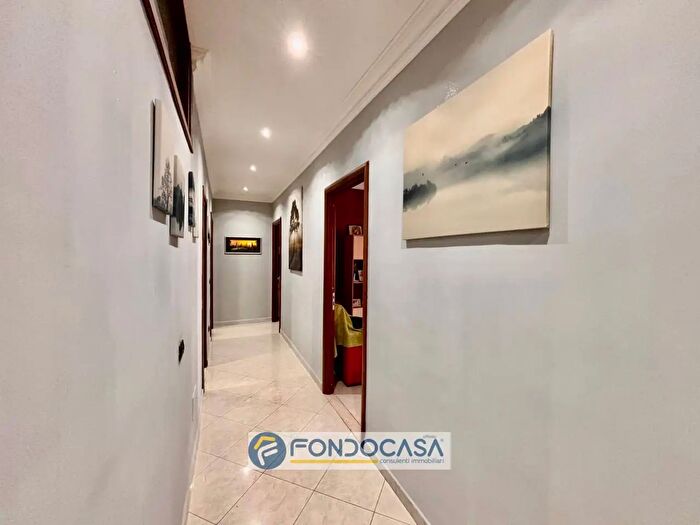 Appartamento con 5 locali in vendita in Via Sanremo, Arzano