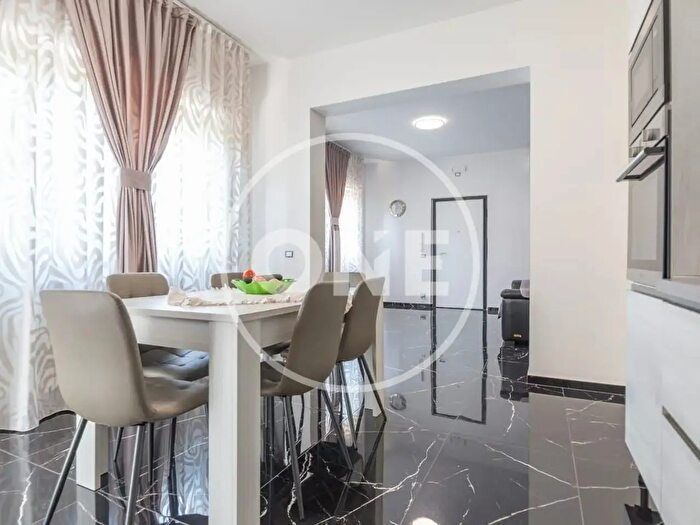 Casa quadrilocale in vendita in Via Tirino, Pescara