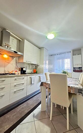 Appartamento quadrilocale in vendita in Via Stefano Canzio, Genova