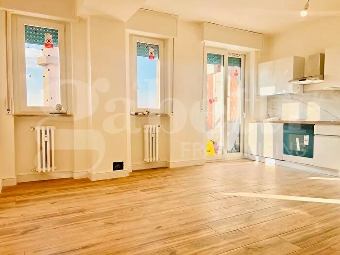 Appartamento bilocale in vendita in Via Balsamo Crivelli, Milano