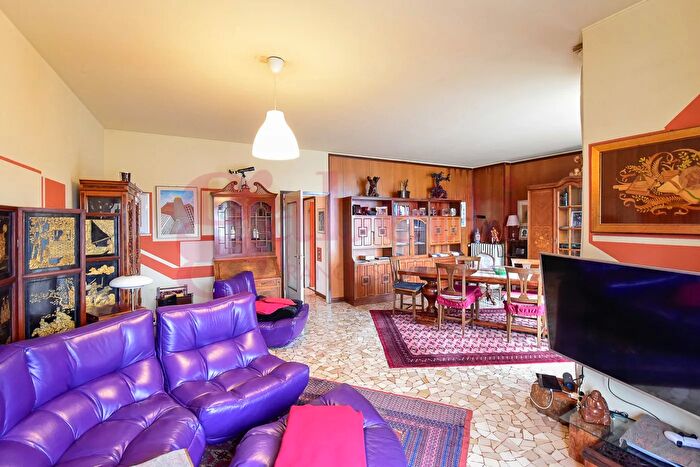 Appartamento trilocale in vendita in Piazza Roma, Mariano Comense