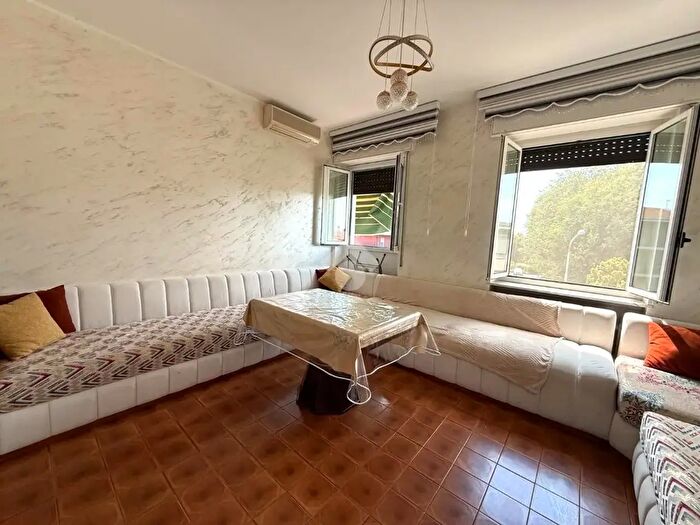 Appartamento quadrilocale in vendita in Via Mulino Vecchio, Cerano