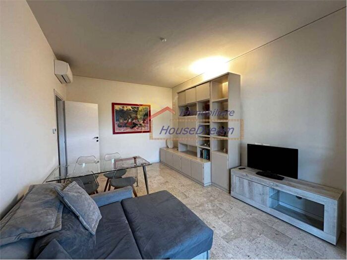 Appartamento bilocale in affitto in Centro, Arona