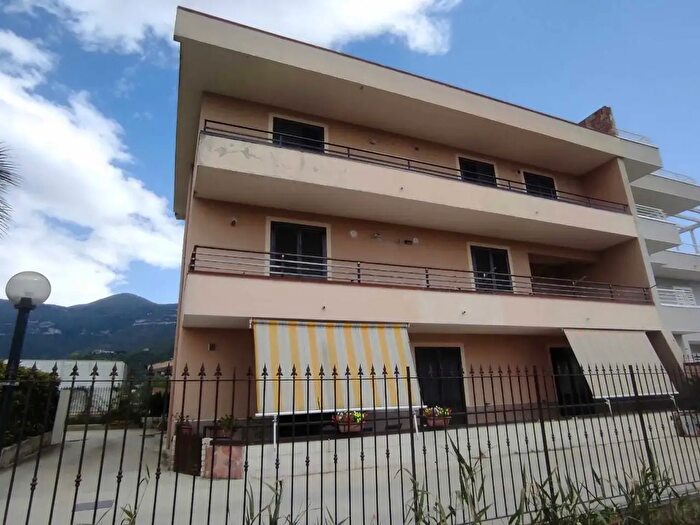 Appartamento quadrilocale in vendita in Via Carrara Cognulo, Sarno