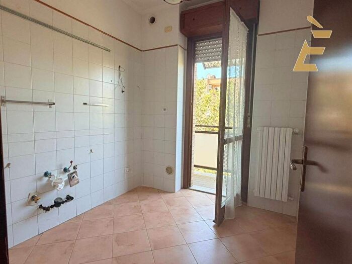 Appartamento trilocale in affitto in Via Paolo Stoppa, Malafede, Roma