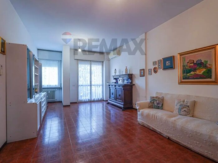 Appartamento quadrilocale in vendita in Via Sardegna, Bergamo