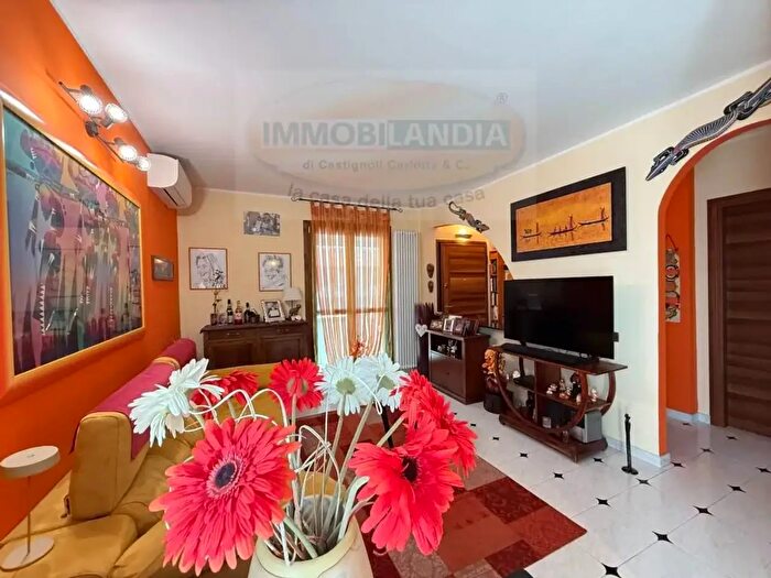 Case in Vendita e in Affitto - 3