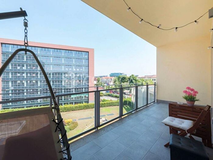 Appartamento trilocale in affitto in Via Bernardino Galliari, Certosa, Milano