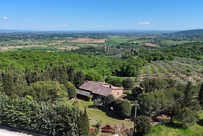 Casa in vendita in Sarteano