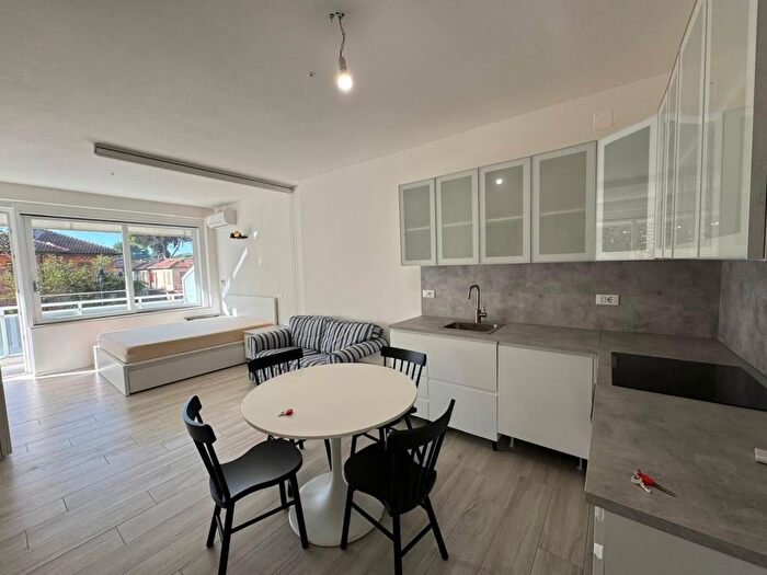 Appartamento monolocale in affitto in Viale Volturno, Centro, Cervia