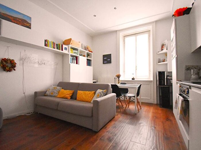 Appartamento bilocale in affitto in Via Piero della Francesca, Sempione, Milano