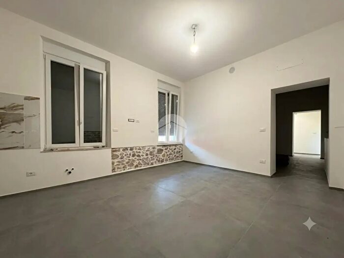 Appartamento trilocale in vendita in Via Garibaldi, Montechiarugolo