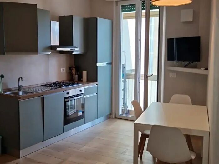 Appartamento trilocale in affitto in Via Pordenone, Firenze