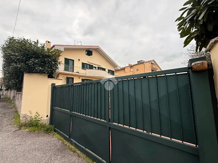 Appartamento quadrilocale in vendita in Via Ezio Bevilacqua, Guidonia Montecelio