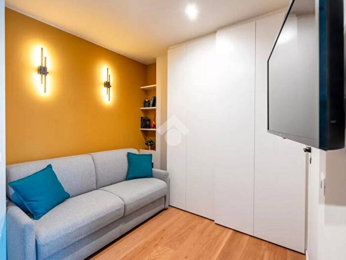 Appartamento monolocale in affitto in Via della Moscova, Moscova, Milano