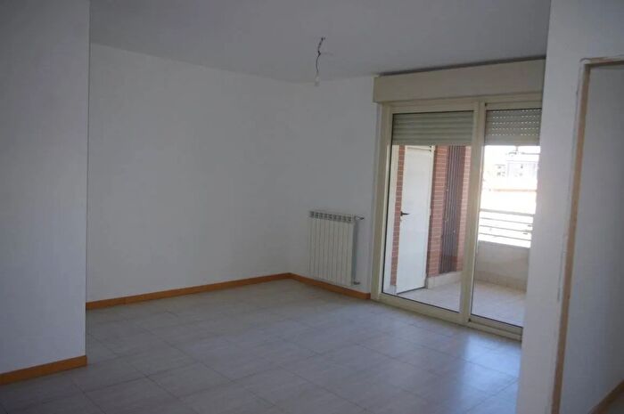 Appartamento trilocale in vendita in Zona Cascinetta Gallarate, Gallarate