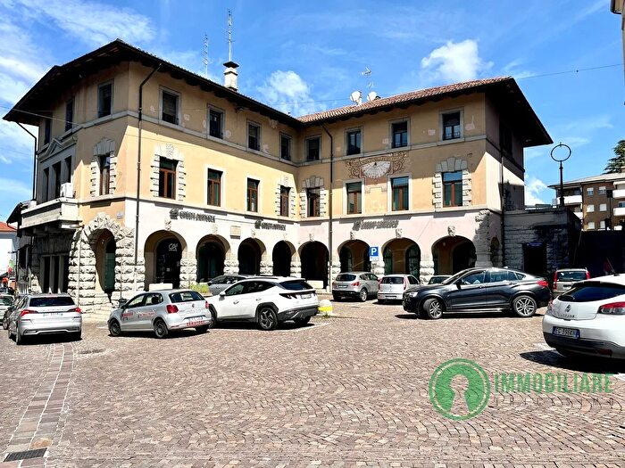 Appartamento trilocale in vendita in Piazza Giuseppe Garibaldi, Tricesimo